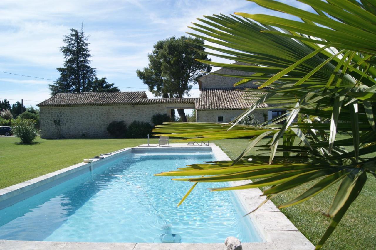 B&B dans Mas en pierres Robion Extérieur photo